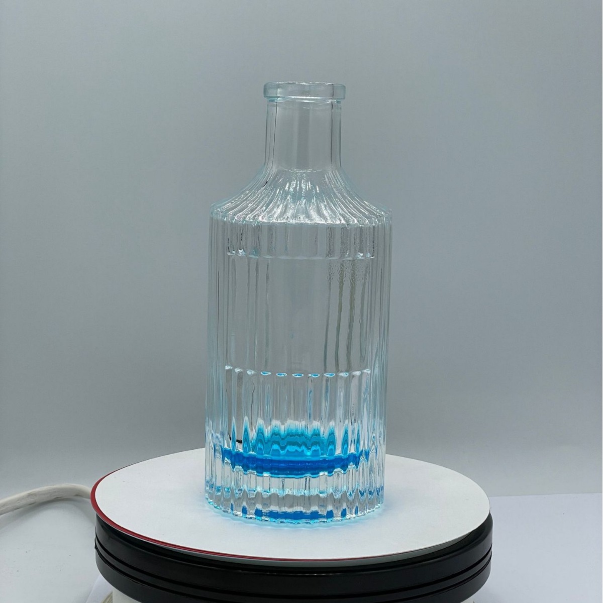 晶制料洋酒瓶700ml.水晶料玻璃.花瓶现货.晶白料玻璃瓶500ml.带盖