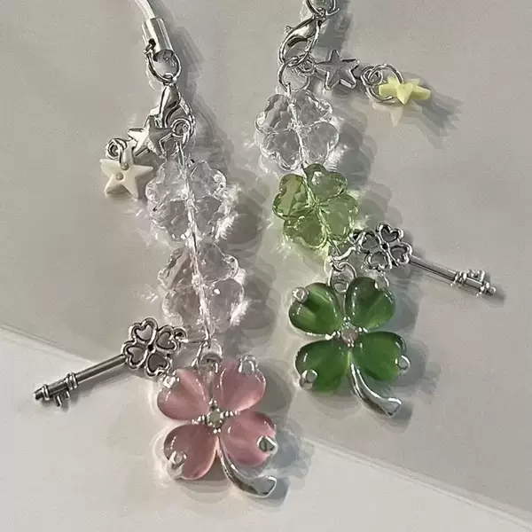 Ancient Four-Leaf Clover Pendant Guben Card Book Small Pendant Millennium Five-Pointed Star Mobile Phone Accessories School Bag Accessories