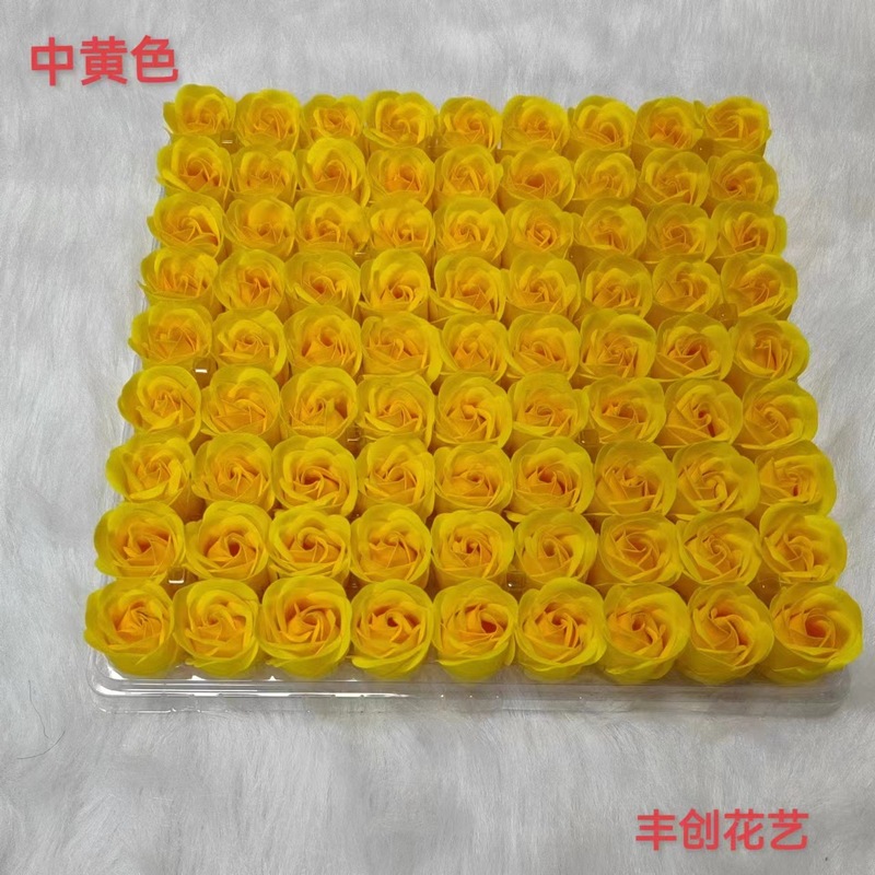 源メーカーの卸売りは、ベースのない三層の石けん花の花の頭を厚くして、石けん花のバラの花の頭をシミュレートします|undefined