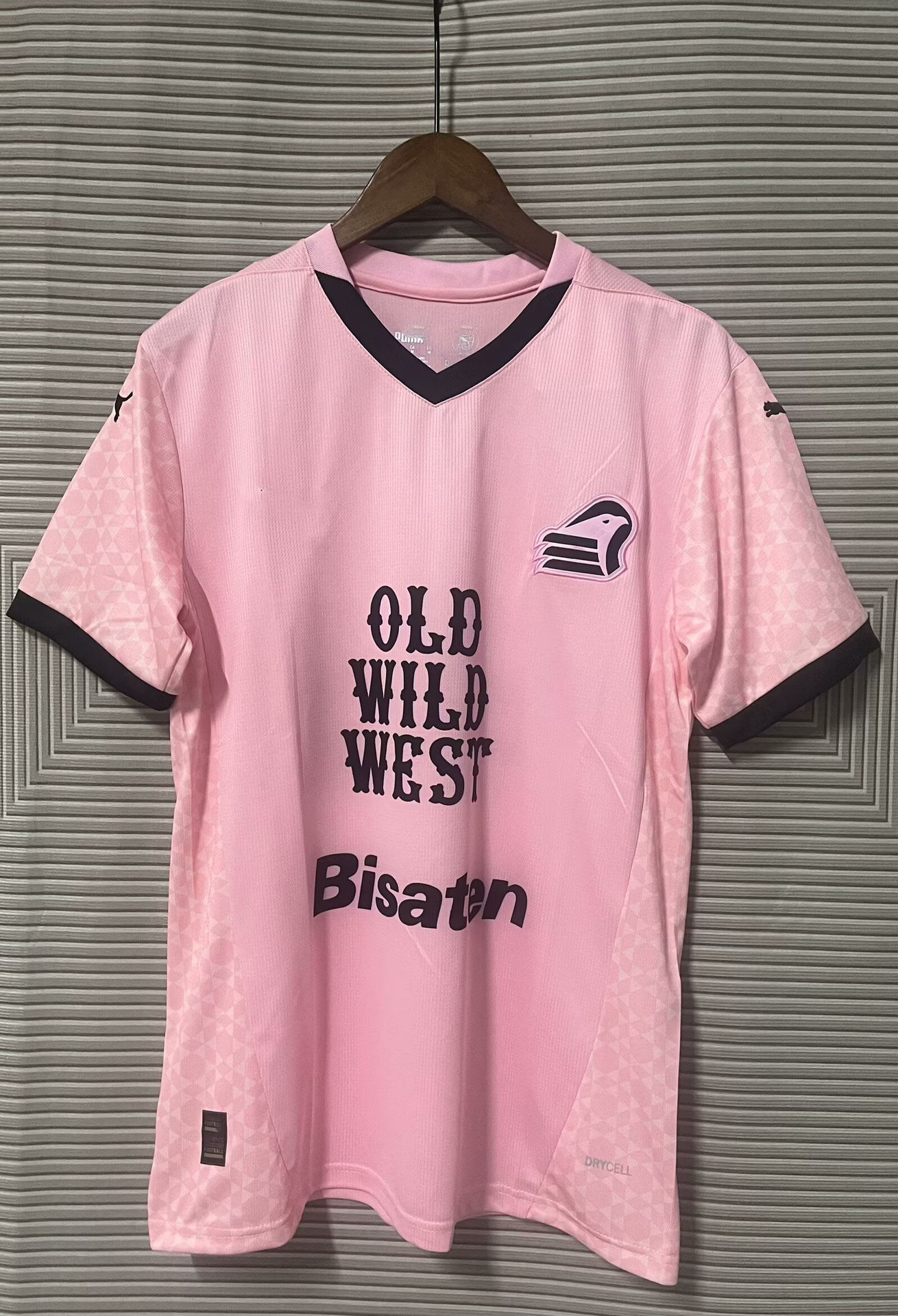 2425 팔레르모 핑크