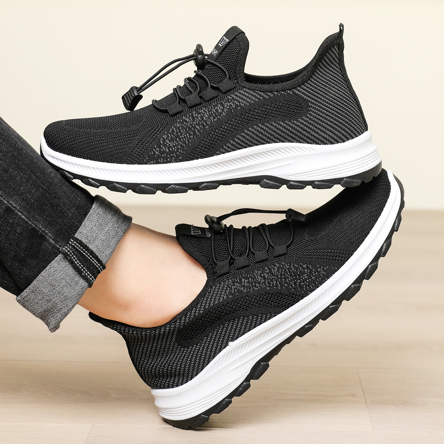 Men's Shoes, New Spring and Autumn Models, Breathable and Lightweight Men's Sports Shoes, Soft-Soled Running and Walking Shoes, Wholesale Men's Shoes in Stock