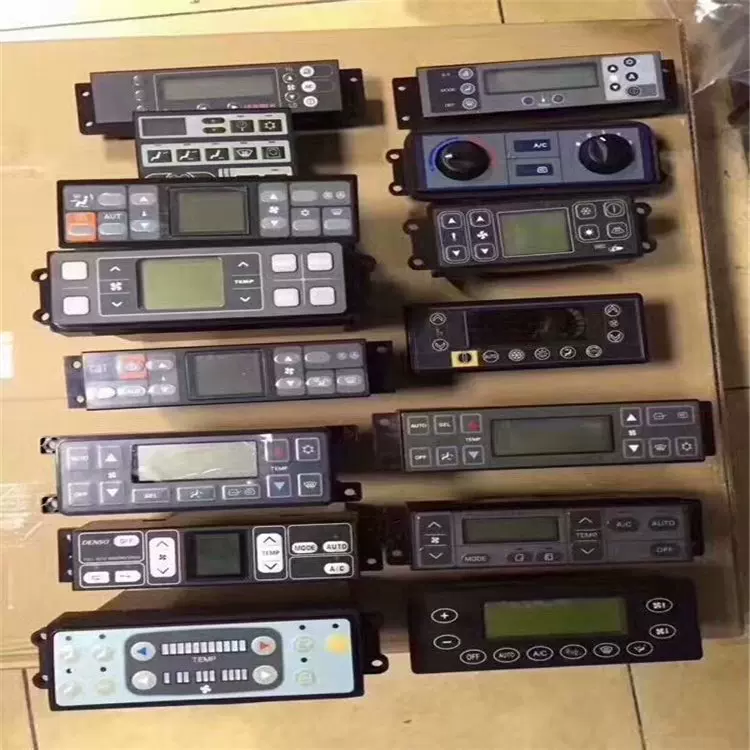 电脑板显示屏 钩机控制面板 驾驶室仪表盘
