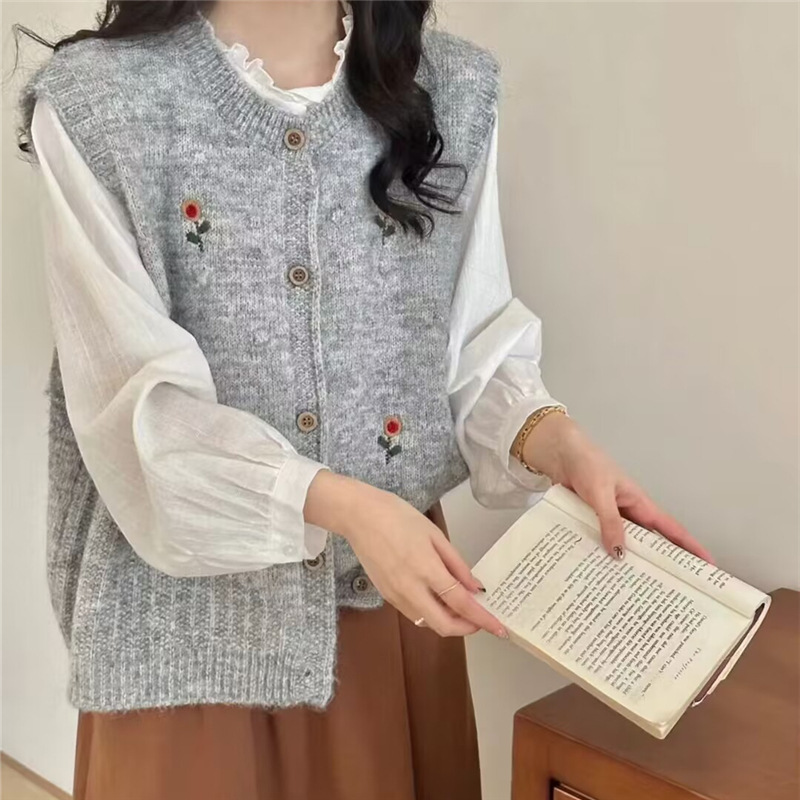 2025秋季新款韩系ins花朵绣花显白针织马甲女百搭显瘦叠穿背心潮|undefined