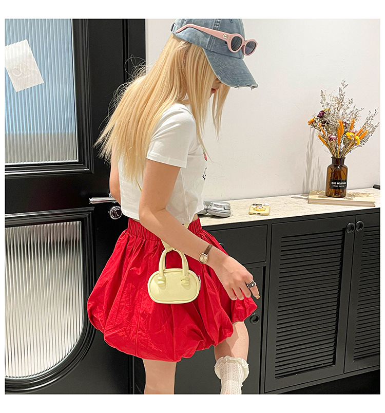 2025 New European and American retro handbag, mini pillow bag for women, fashionable crossbody bag, summer lipstick bag for women undefined