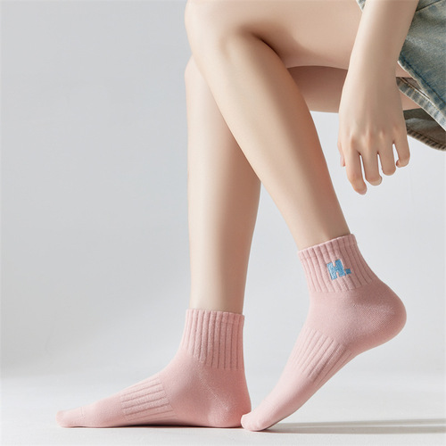 New socks, women's socks, spring and autumn, absorb sweat and deodorant, Korean students, cute Japanese, ins, fashionable all-matching women's short socks