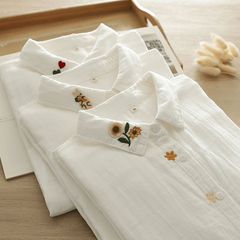 韓国風刺繍長袖綿ガーゼ白シャツ 2024 秋の新作レディースコットンシャツデザインルーズトップ