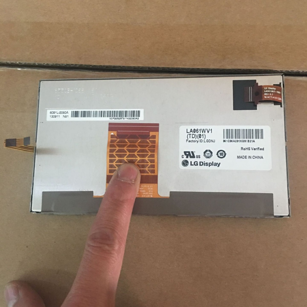 全新现货出售液晶显示屏LA061WV1-TD01 价格商谈，直拍不发货