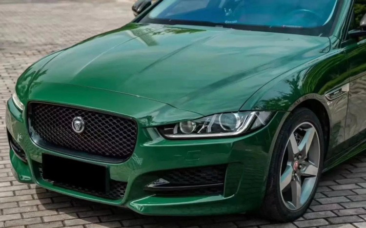 Crystal postal green