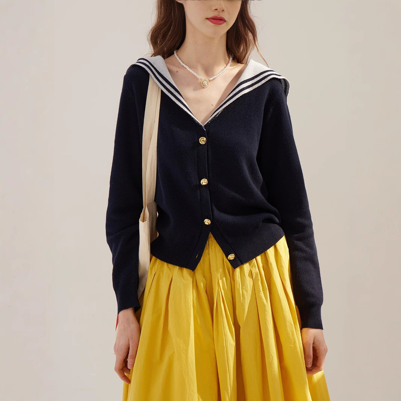 French Navy Spring Skin-Containing Wool-Blend Slim-Fit V-Neck Sweater