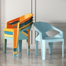 新款塑料椅子家用餐椅加厚可叠放户外扶手椅靠背凳子休闲商用大排