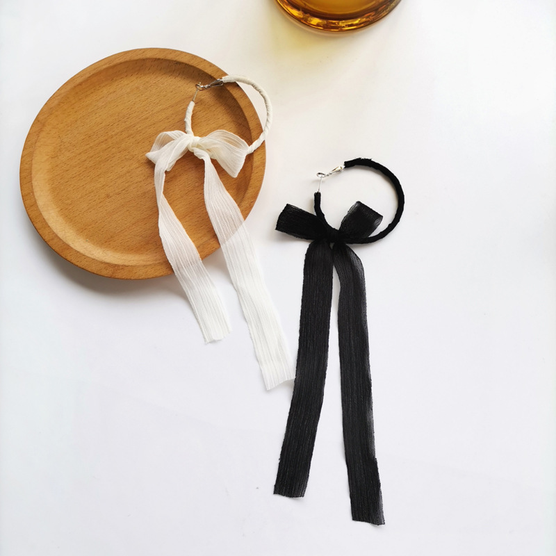 1 Paar Lässig Einfacher Stil Bogenknoten Tuch Metall Ohrringe display picture 8