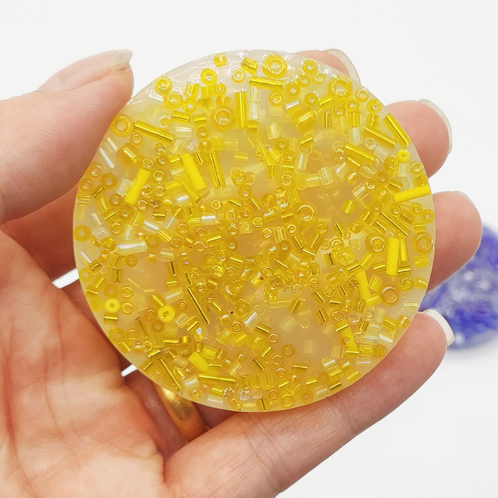 Round yellow (tube beads)