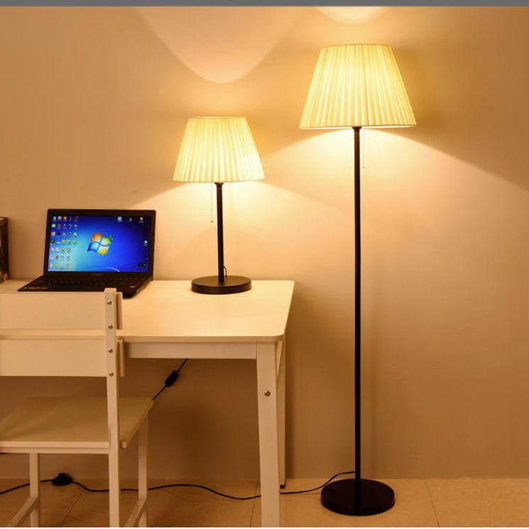 Floor Lamp Living Room Bedroom Study Bedside Instagram Girls Internet Celebrity Simple LED Remote Control Nursing Floor Lamp