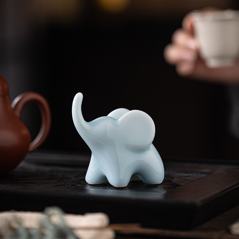 Ceramic Mini Elephant Ornaments Wealth-making Home Entrance Wine Cabinet Office Desktop Cute Small Animal Crafts Decoration
