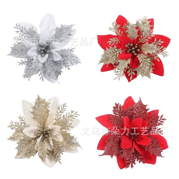 three dimensional Christmas accessories