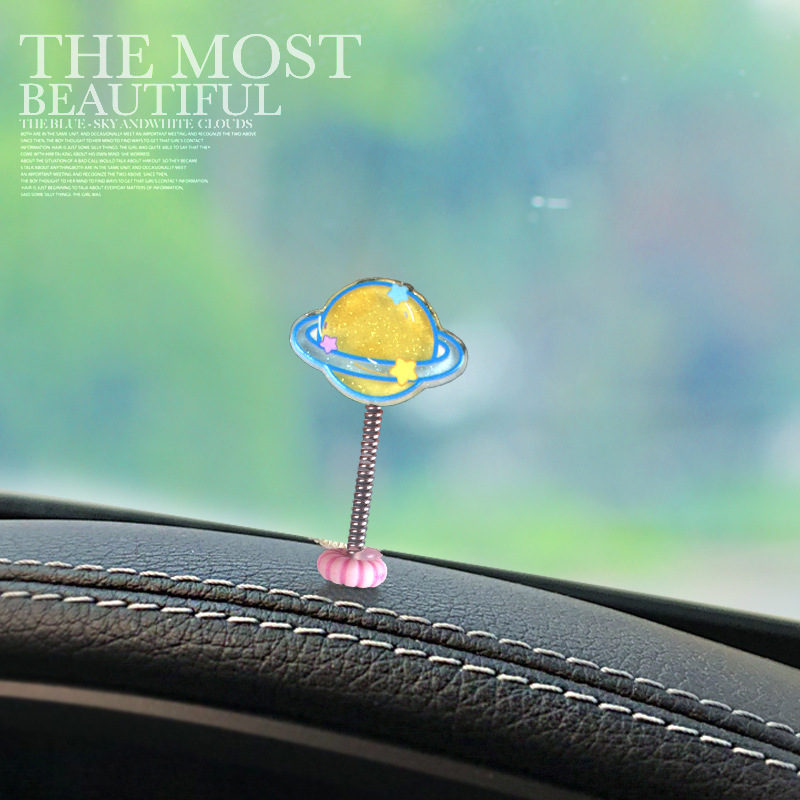 Adornos creativos para automóviles, suministros para automóviles, resortes interiores, sacudiendo la cabeza, nave espacial, linda pantalla, sistema de descompresión