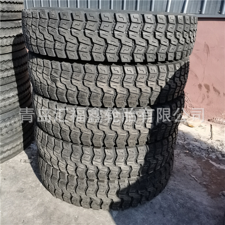 供应汽车子午线轮胎12.00R24汽车吊轮胎中花配内胎垫带