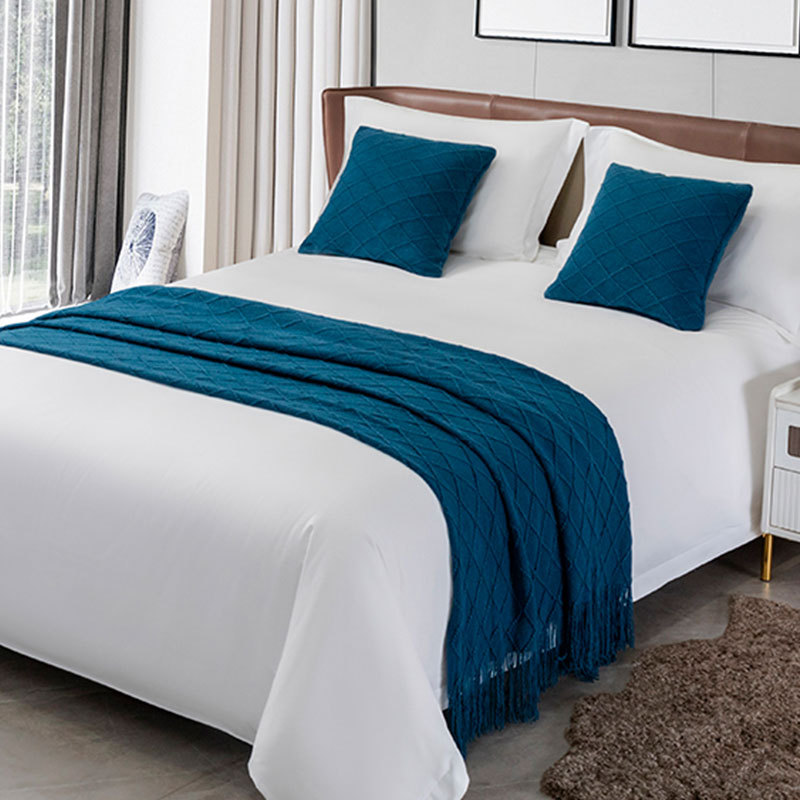 Bandera de cama toallas de cola de cama residencial hotel de lujo cubierta de cama doméstica nueva habitación modelo chino toallas de cama de color sólido