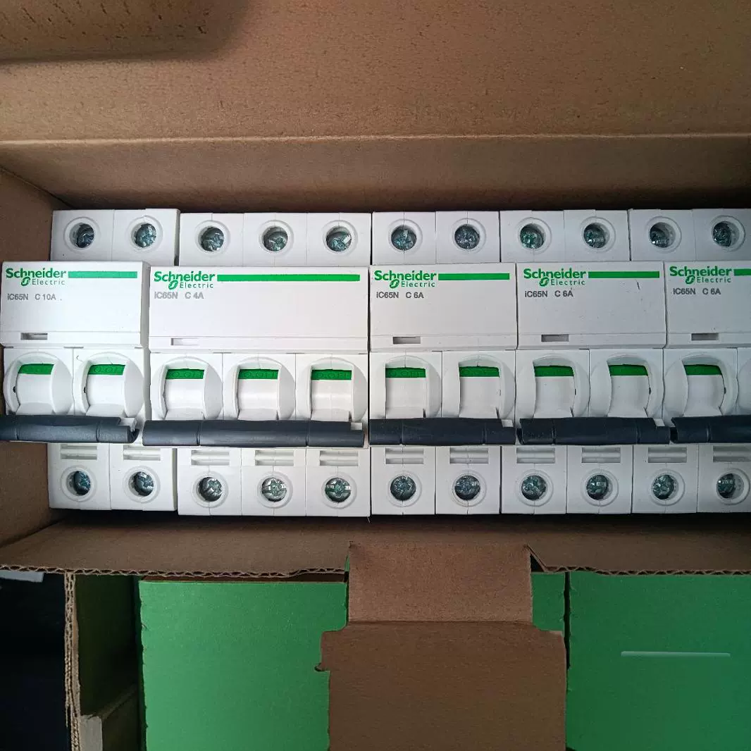 Новый оригинальный маленький автоматический выключатель серии A9 IC65N 2P C10A