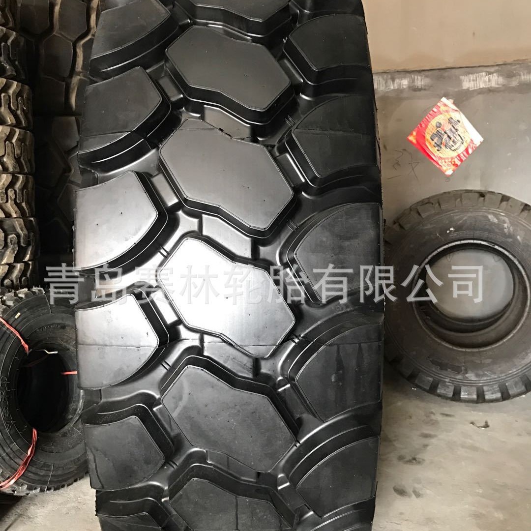 矿山自卸车轮胎24.00R35全钢子午线工程轮胎