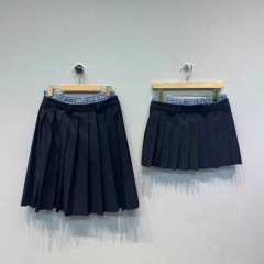 南油M家の高級婦人服25春のフランス学院の風は双腰の百タックの半身のスカートをつなぎ合わせます。