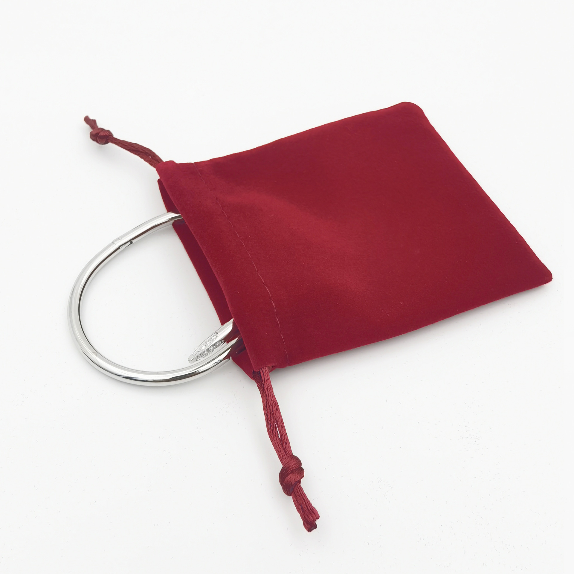 卡家满钻钉子手镯