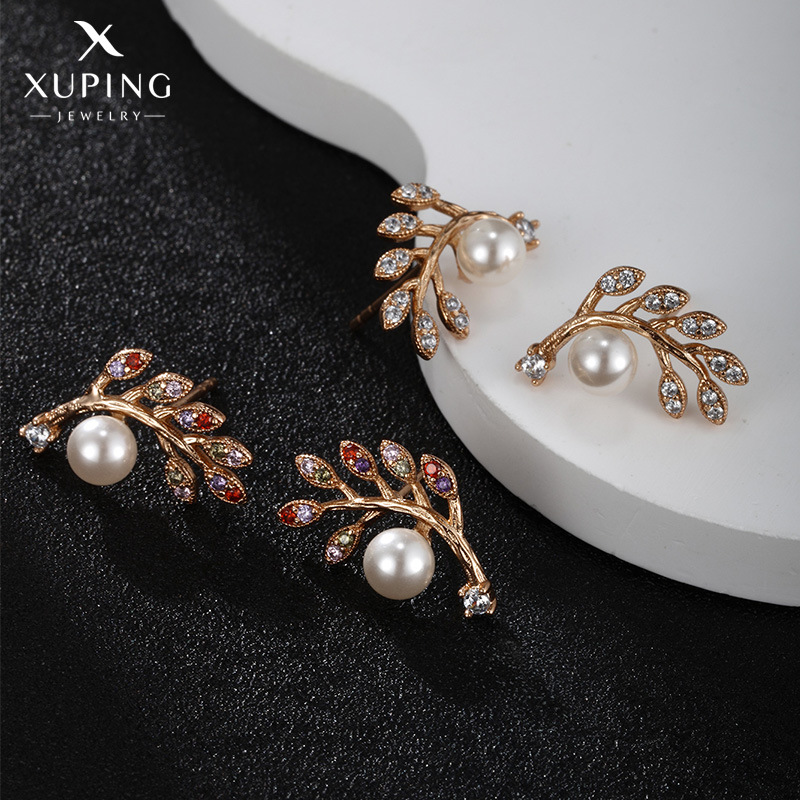 Joyería de Xuping plateado 24K color oro con incrustaciones de circonio imitación perla hoja Stud pendientes mujer estilo francés luz nicho de lujo pendientes