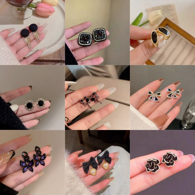 Retro black fashionable elegant universal earrings with bow