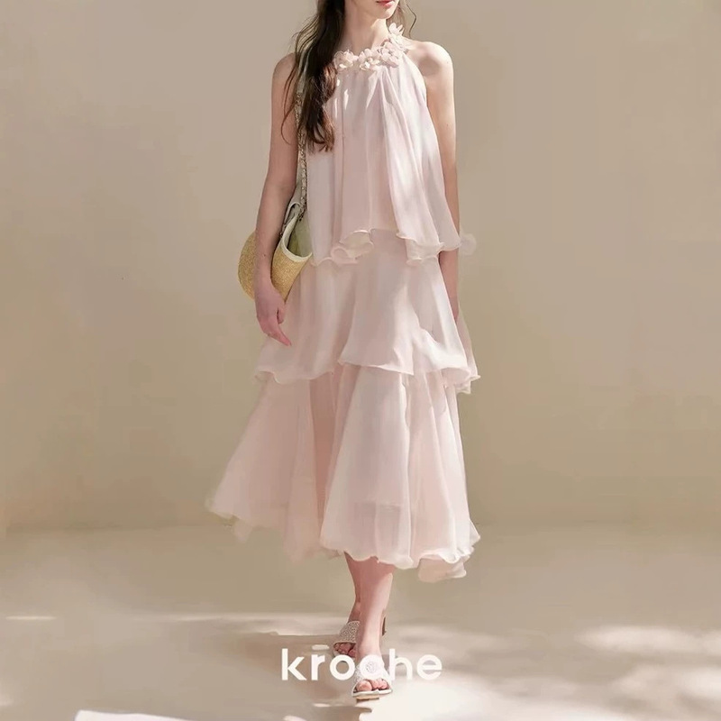 Chen Yao's Same Style Kroche "French Three-Layer Tower" Chiffon Three-Dimensional Floral Halter Neck Long Vacation Dress Chen Yao's Same Style Kroche "French Three-Layer Tower" Chiffon Three-Dimensional Floral Halter Neck Long Vacation Dress
