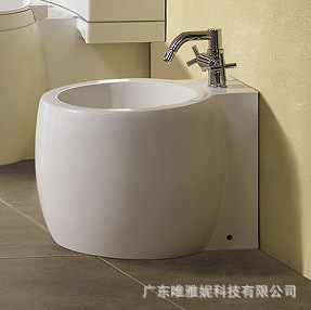 Bidé de Pie para Baño OK-0801 de Cerámica Fácil de Limpiar image 3