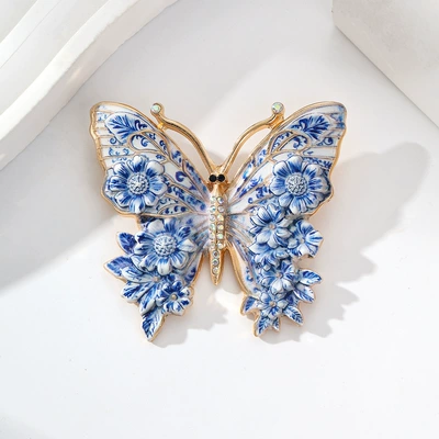 butterfly brooch, elegant and: Yaxa sancaqları