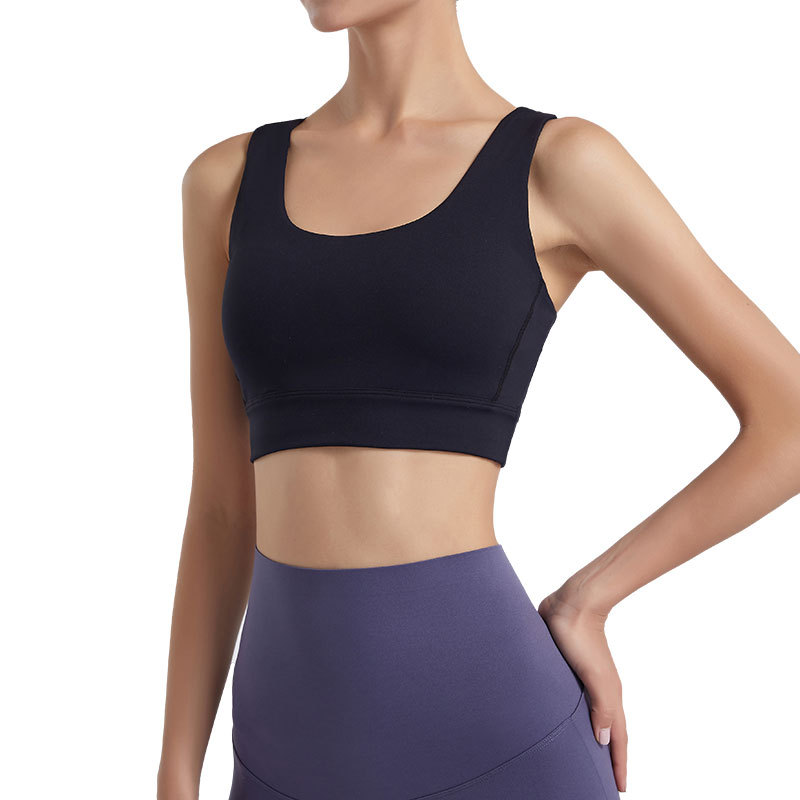2024 nueva Europa y América nude yoga ropa interior deportiva de las mujeres Cruz volver fitness desgaste exterior a prueba de golpes empuja hacia arriba el sujetador