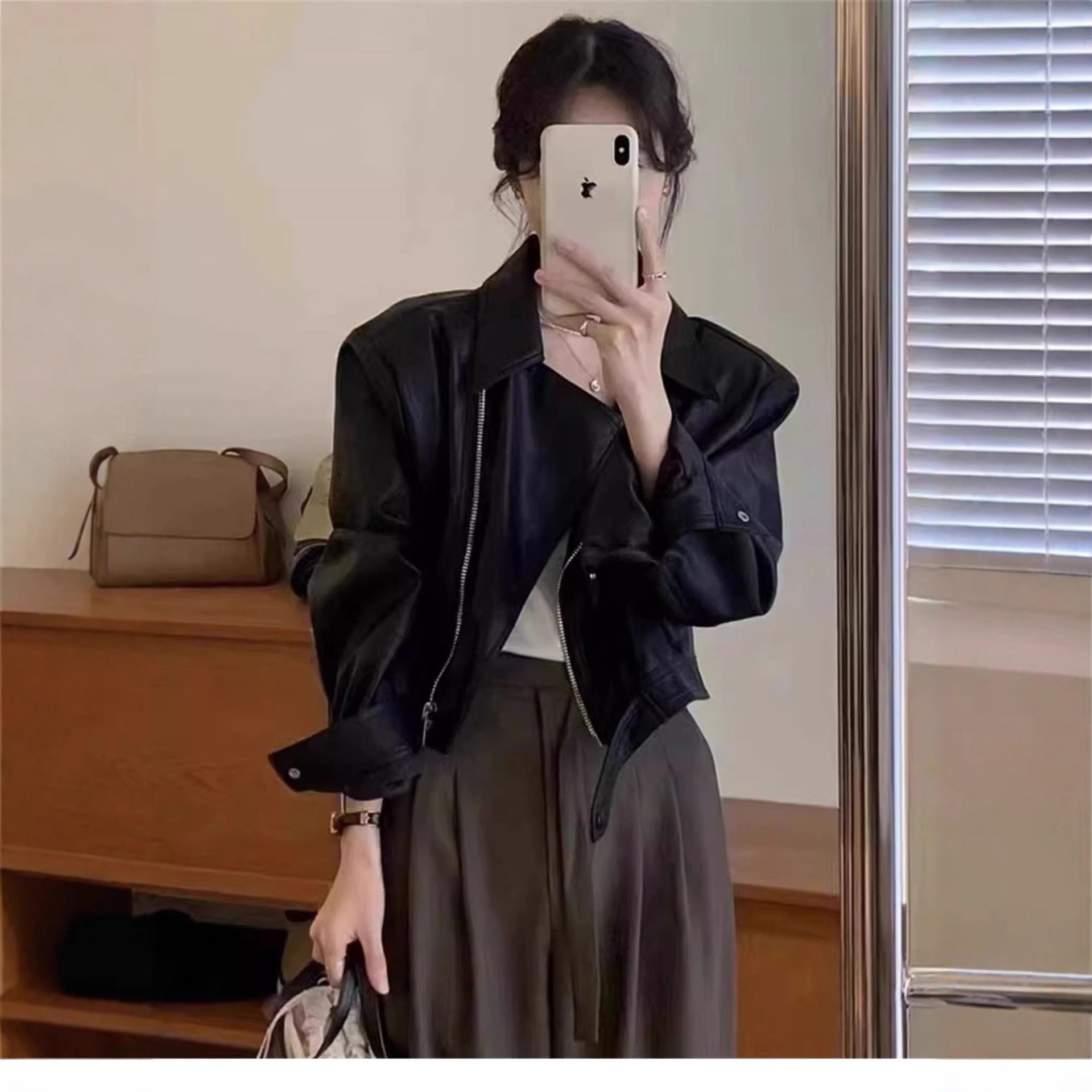 Brown Pu Leather Jacket for Women, Spring and Autumn 2025 New Loose Hong Kong Style Petite Short Motorcycle Jacket Top