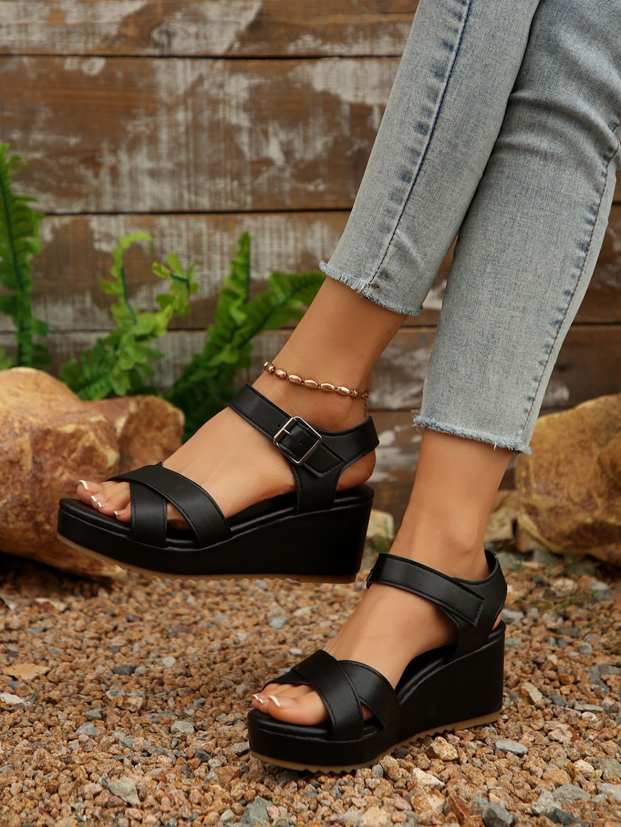 Women's Wedge Sandals Platform Open Toe Buckle Roman Heeled Sandals_voghion.com