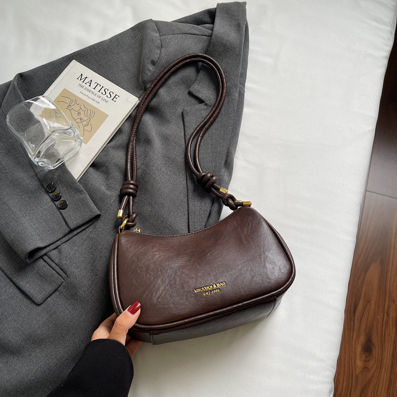 Piccola borsa a tracolla da donna design elegante e unico_voghion.com