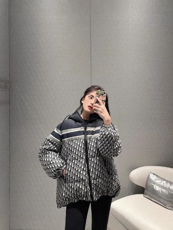 高奢至臻版暗纹双面穿羽绒服 CD家高端90白鹅绒男女款抗寒羽绒服|undefined