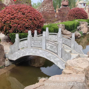 ʯ��S��ʯ�������@�־��^����һ�wʯ��ӵ������ڗU�����o��