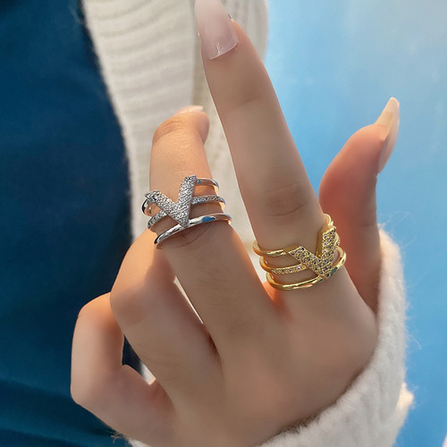 New Trend V-shaped Golden Yellow Diamond-embellished Adjustable Open Ring for Women's Index Finger, Unique Design