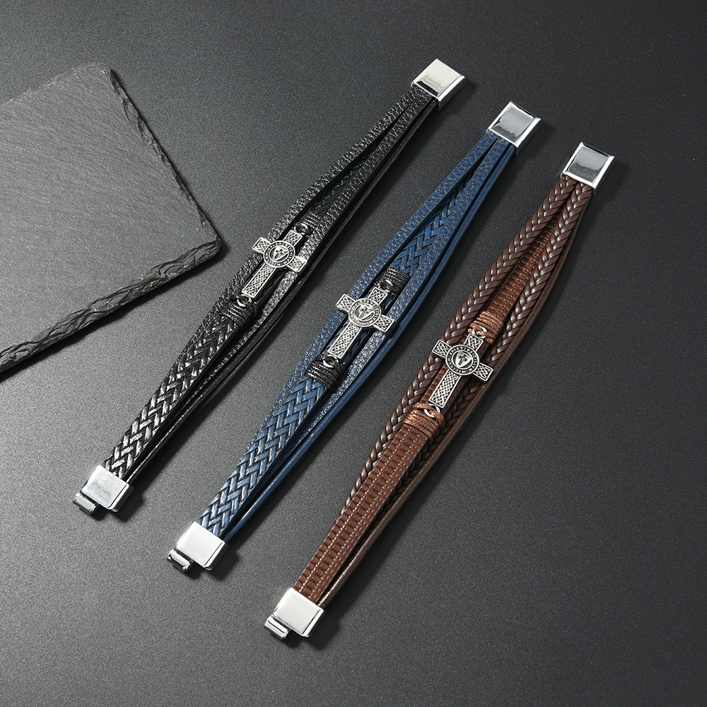 Men's Braided Leather Bracelet Waterproof And Hypoallergenic_voghion.com