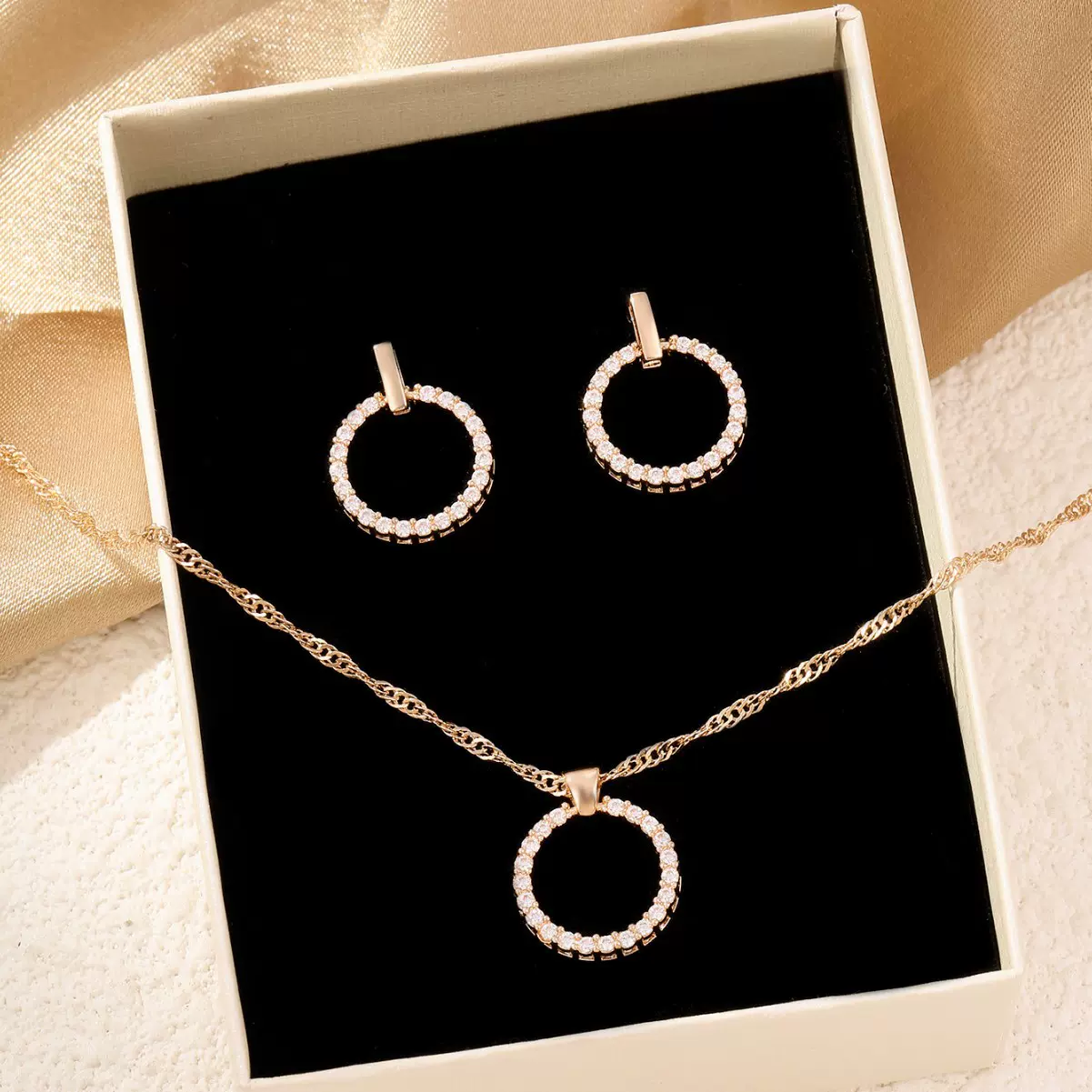 CDD欧美跨境热销铜镶锆圆环耳盯项链组合套装女几何镂空厂家批发