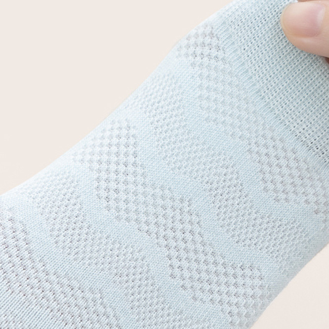 Rodillas para bebés, bebés que se arrastran en verano, bebés delgados de un año, 6 de noviembre y diciembre para aprender a caminar, aire acondicionado anti-caída, anti-deslizante