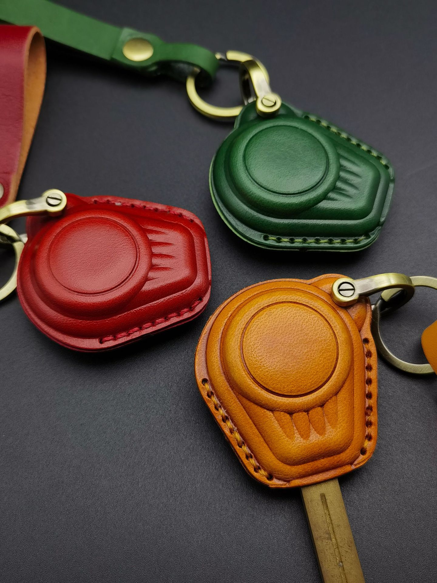 Suitable for Zongshen Yomi Little Bear Dundun Motorcycle Key Cover Bubble Zs125-5A Cowhide Key Bag Buckle