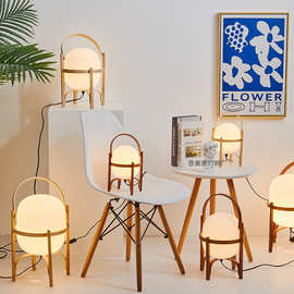 北欧实木落地灯设计师提篮玻璃台灯个性创意简约日式民宿床头台灯