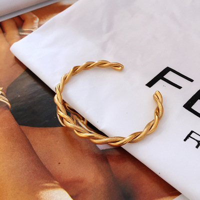 Europe and America ins Cold Titanium 18K Gold Fashion Twist Bracelet Geometry personality Bracelet Bracelet wholesale