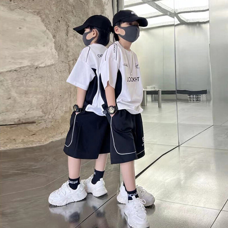 Boys' Sports 2023 Summer New Chinese Korean Edition Western Style Casual Short sleeved Shorts Two Piece Set Trendy and_voghion.com