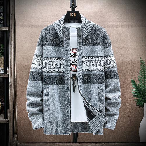 Supply autumn and winter men's printed coats, loose casual knitwear, cardigan jackets, thick warmth and velvet