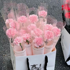 三八女神節カーネーション完成品石鹸の花はただのシミュレーション花で母の先生の彼女にプレゼントを押します。