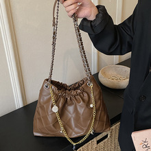 ���朗l����Ů�W�p�����μ��朗l���K�bڴ����W�tҸ�°�б��