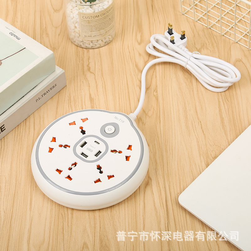 T19# enchufe de fila redonda 3USB + 1Type-c caja de color mixto con conector de conexión de puerta de seguridad enchufe de fila de comercio exterior de Taiwan