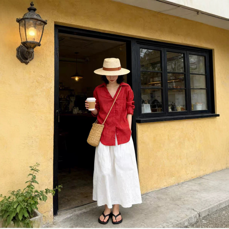 2026 Spring and Autumn Red Linen Shirt V-Neck Women's New Loose Slimming Old Money Style Design Lightweight Top 2026 Spring and Autumn Red Linen Shirt V-Neck Women's New Loose Slimming Old Money Style Design Lightweight Top